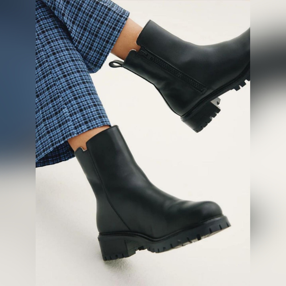 Maguire Rachel Black Leather Shearling Lined Winter Boots